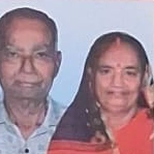 শ্রী দুলাল চৌধুরী ও শ্রীমতি গীতা চৌধুরী